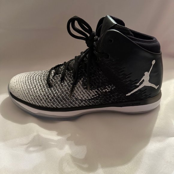 Air Jordan XXXI - size 10-1/2 main image 6